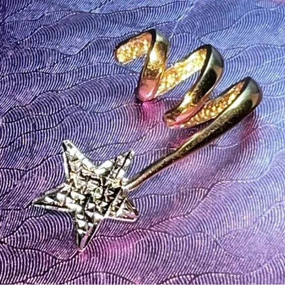 10K W/Y Gold Shooting Star Slide Pendant - Picture 8 of 16